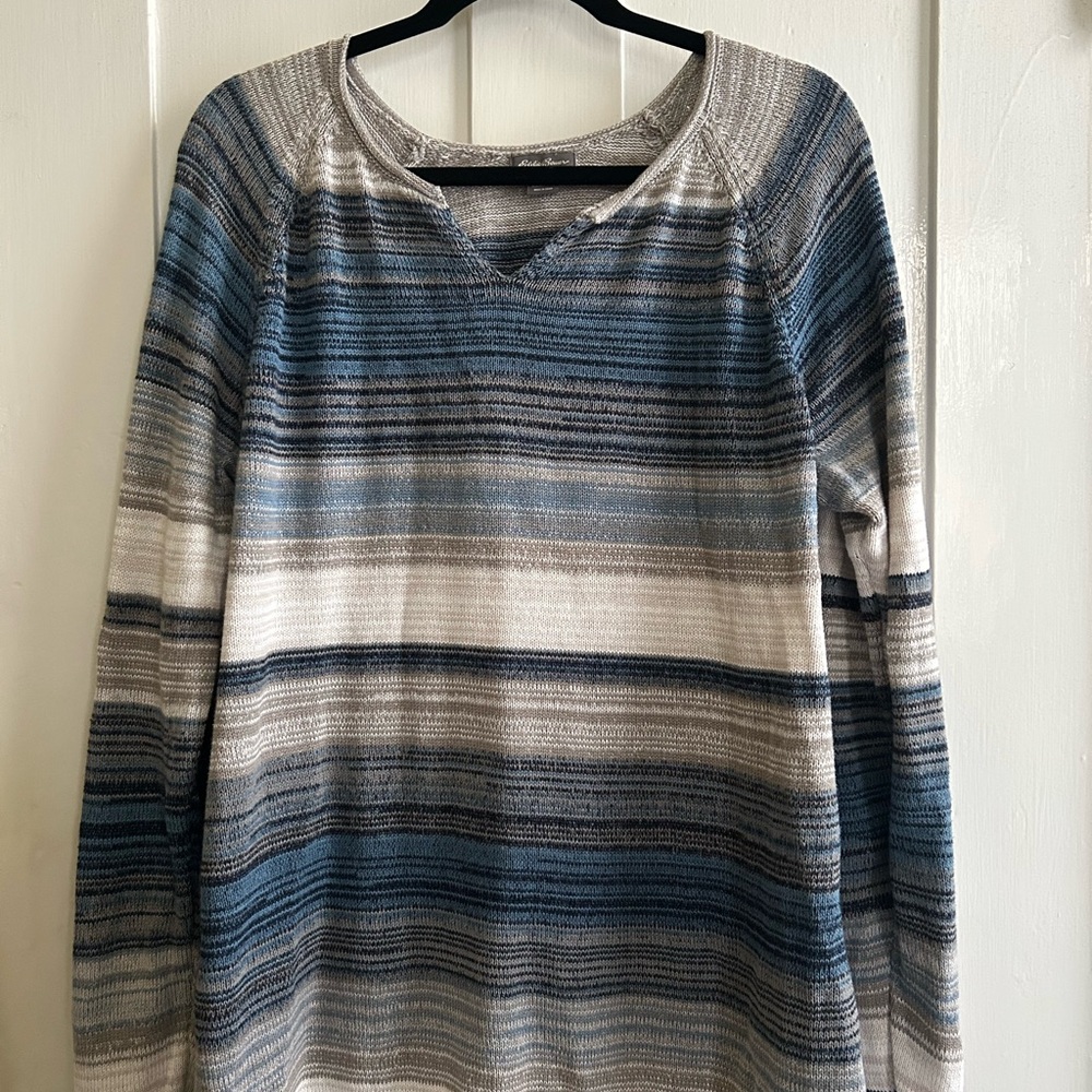 Eddie Bauer Blue and Gray Knit Sweater